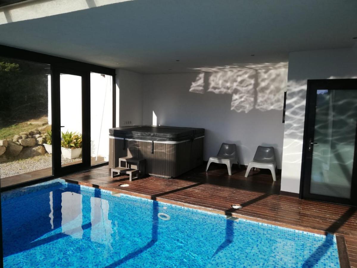 Casa Ceca De La Playa Y Barcelona, Con Piscina Climatizada Y Jacuzzi Villa Vallromanes Exterior photo